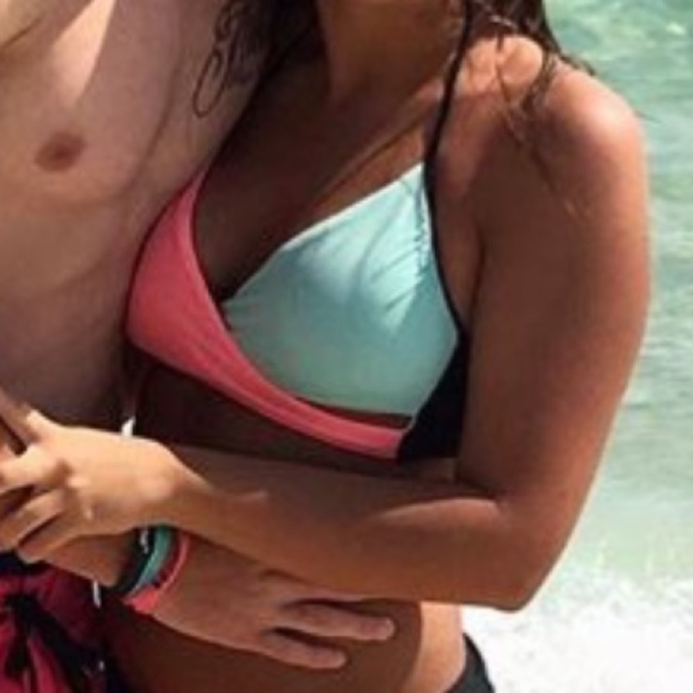 Pink bikini top